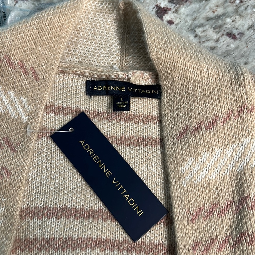 Brand new cardigan perfect for the fall